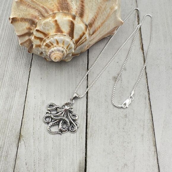 Octopus Sterling Silver Necklace Rounded Box Chain - Picture 2 of 11